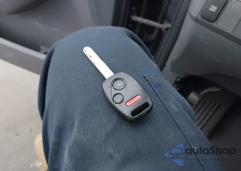 2005 Honda Odyssey Lx from USA, damaged, VIN 5FNRL38265B083089